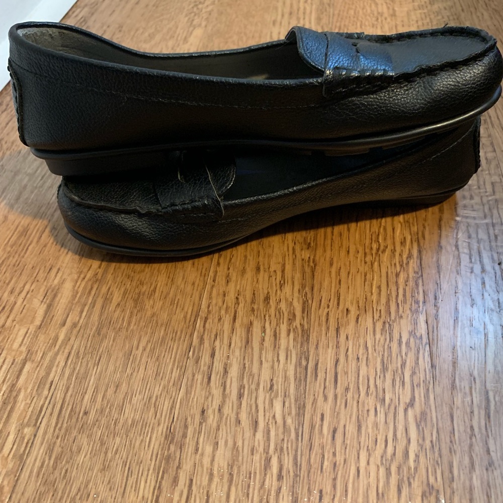 6.5 vegan leather flats